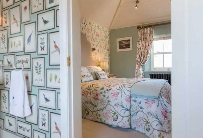 Coach House Boutique B&b
