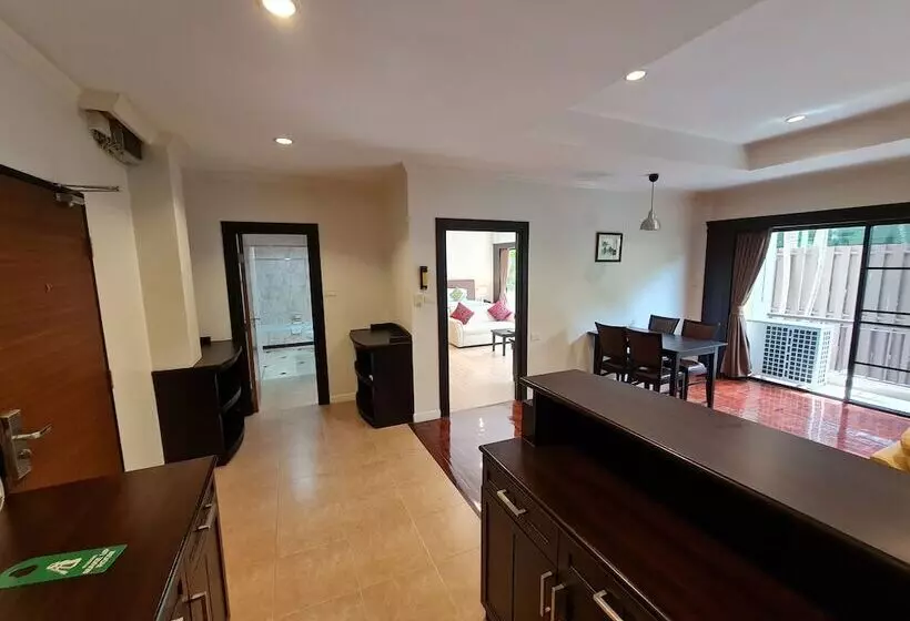Grand Garden Hotel & Residence