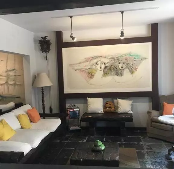 ホテル Casa Encantada