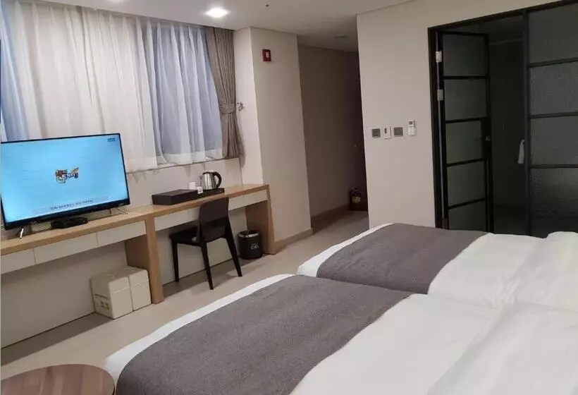 Hotelli Ciel Dongtan