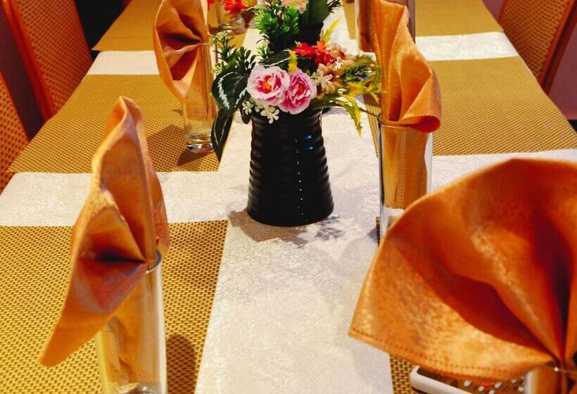 هتل Executive Inn