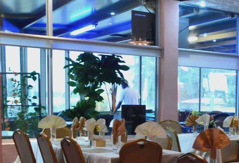 هتل Executive Inn