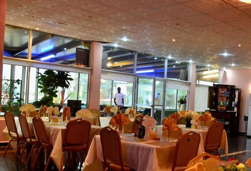 هتل Executive Inn