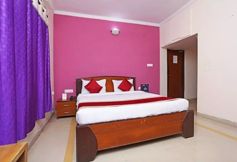 ホテル Flagship Aradhya Residency