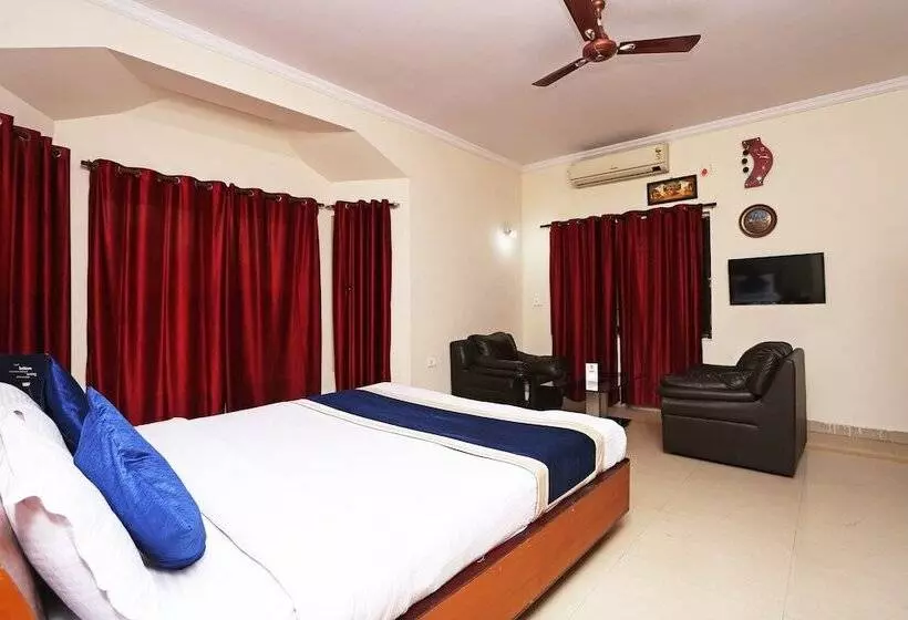 ホテル Flagship Aradhya Residency