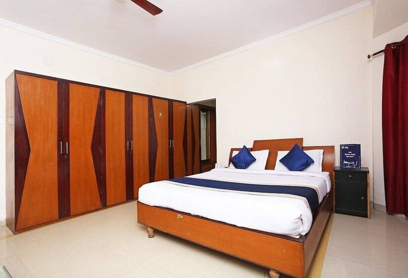 Hotel Flagship Aradhya Residency