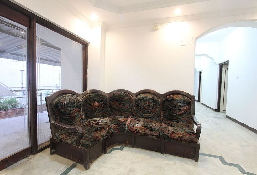 בית מלון כפרי Mps Residential Tower