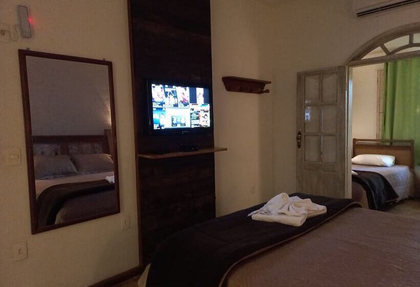 호텔 Pousada Cantares