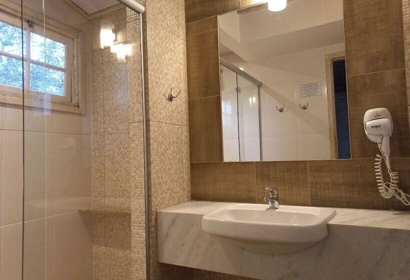 호텔 Pousada Cantares