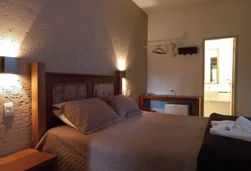 호텔 Pousada Cantares