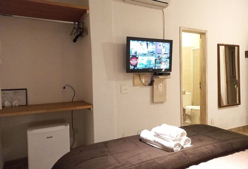 호텔 Pousada Cantares