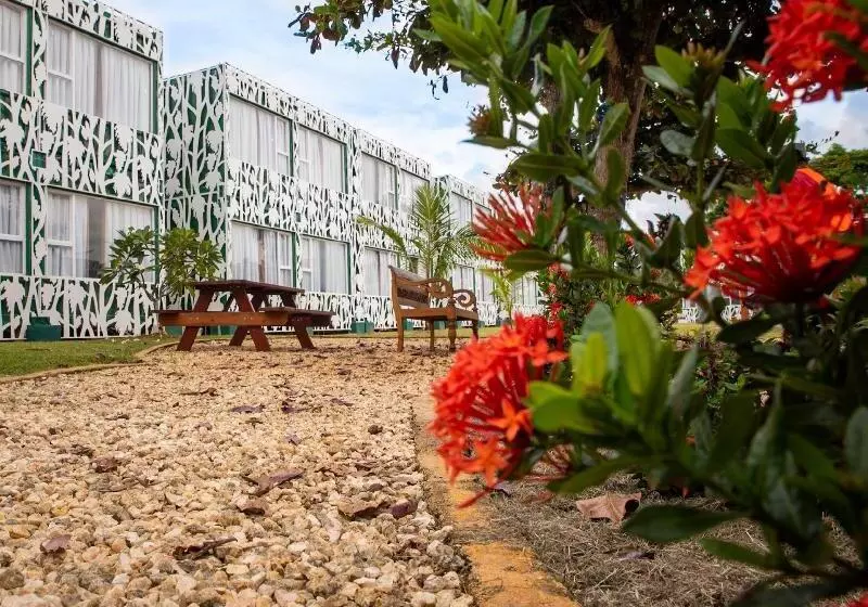 هتل Saipan Vegas Resort