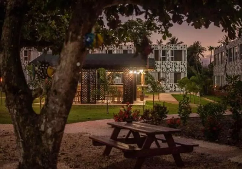 هتل Saipan Vegas Resort