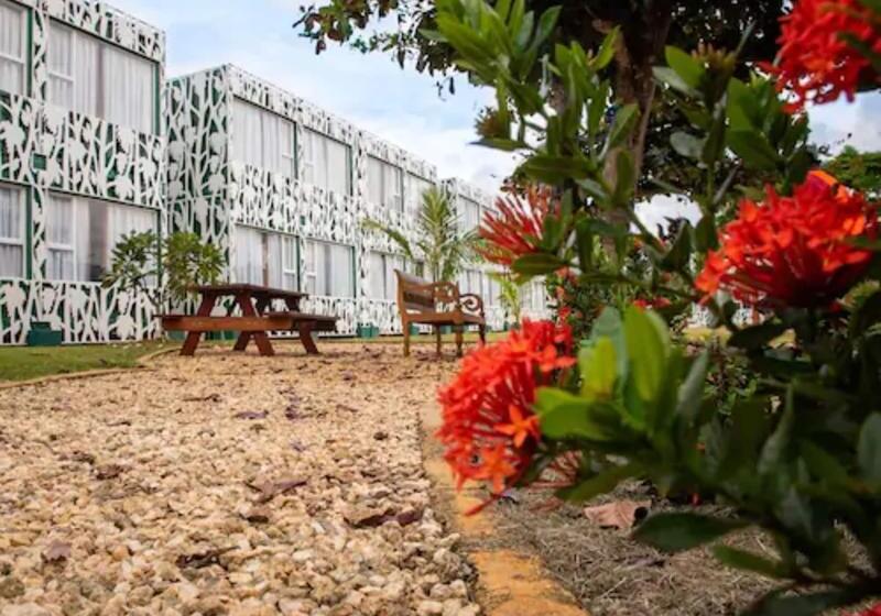 هتل Saipan Vegas Resort