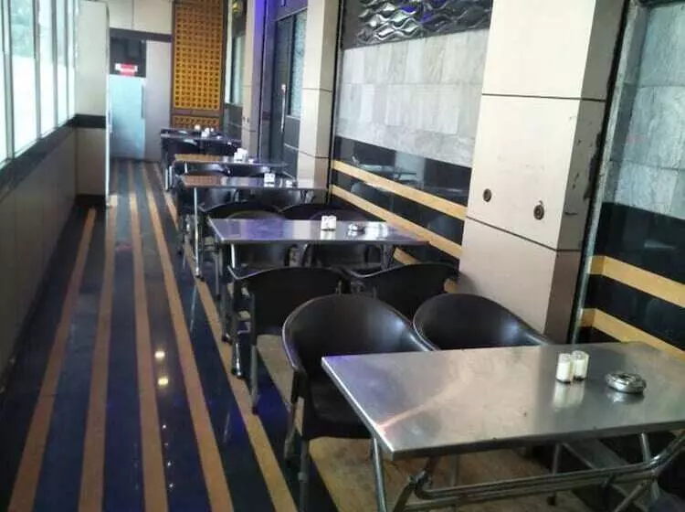 Hotel Shambuji