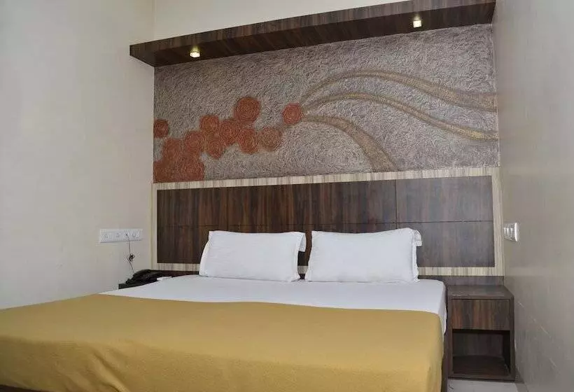 Hotel Shambuji