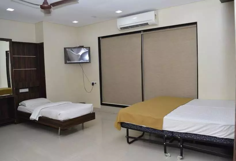 Hotel Shambuji