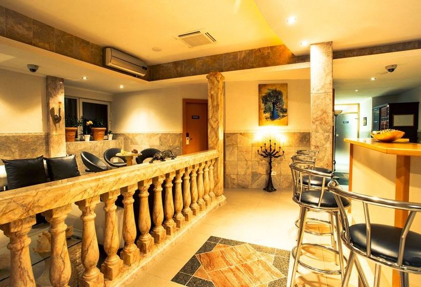 Malina Luxury Apartments & Spa