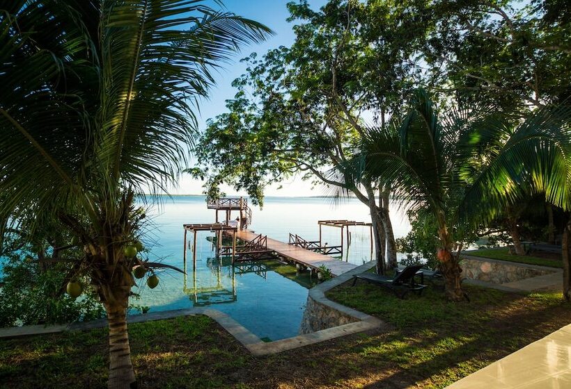 Mia Bacalar Luxury Resort & Spa