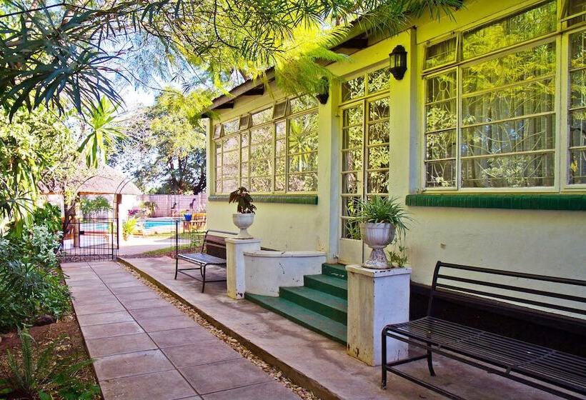 Mose Street Apartments