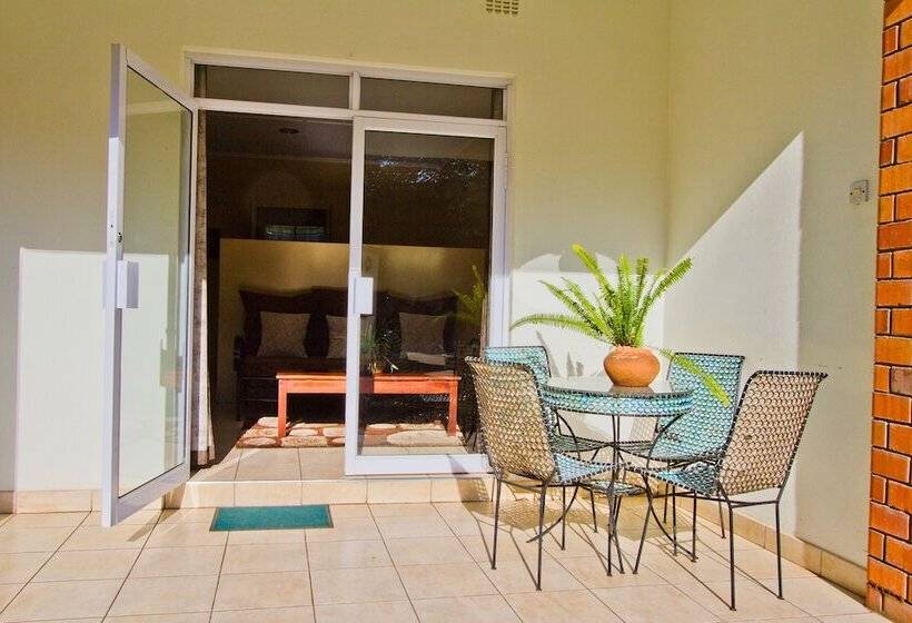 Mose Street Apartments