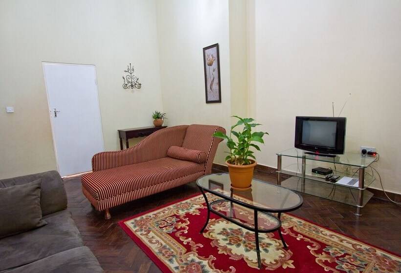 Mose Street Apartments