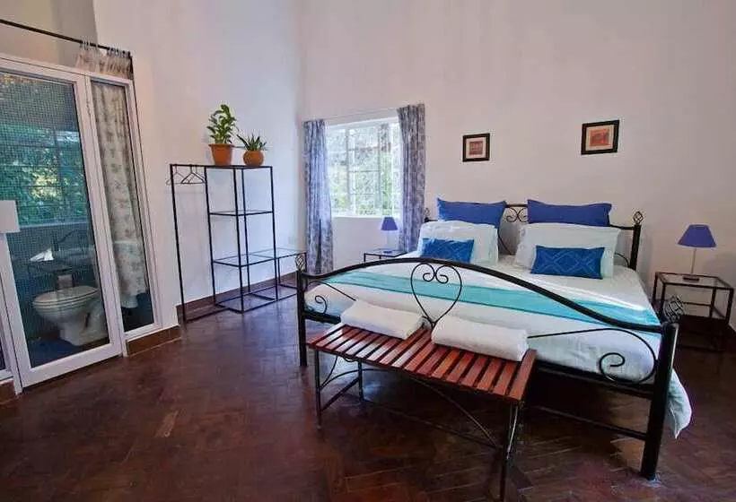 Mose Street Apartments