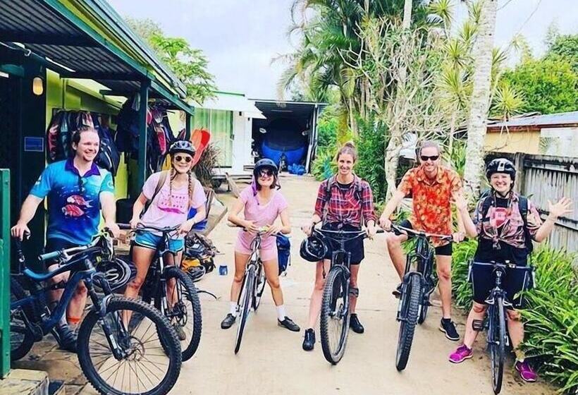 Общежитие On The Wallaby Lodge