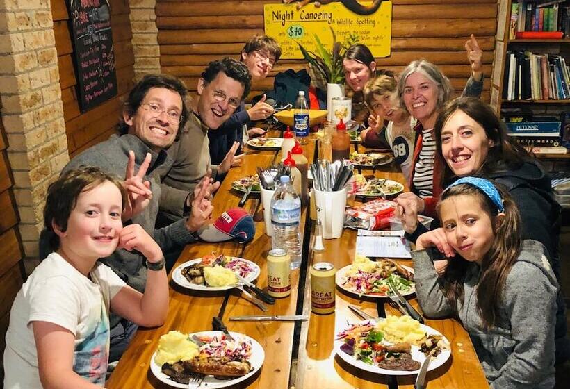 Общежитие On The Wallaby Lodge