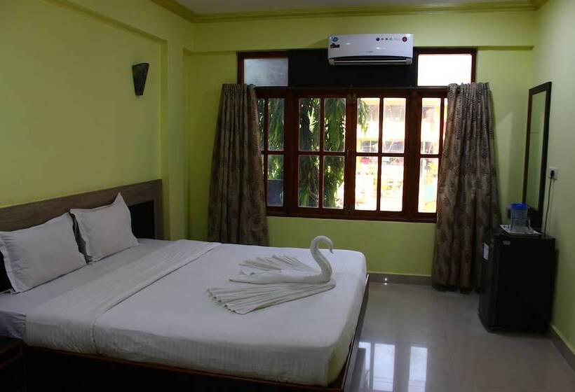 בית מלון כפרי Ashish Resort