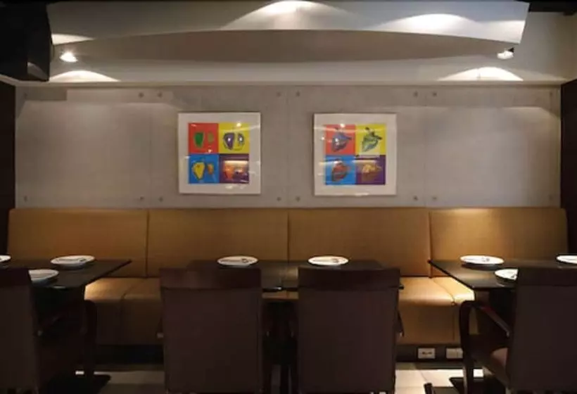 K Hotel   Yunghe