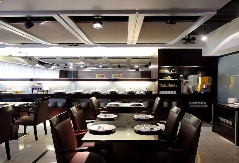 K Hotel   Yunghe
