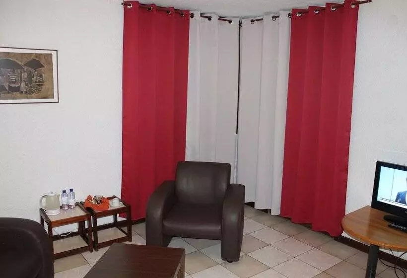 هتل Le Garni