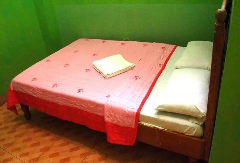 ホテル Miles Pension House