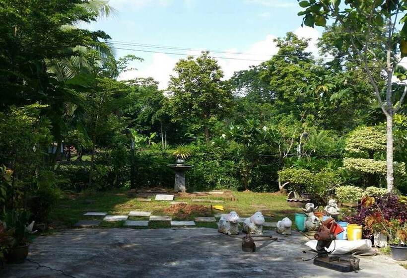 هتل Pool Pimaan Resort