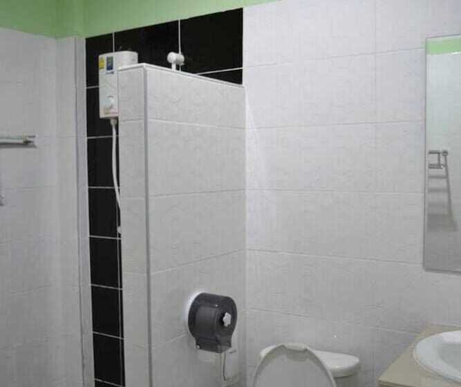 هتل Pool Pimaan Resort