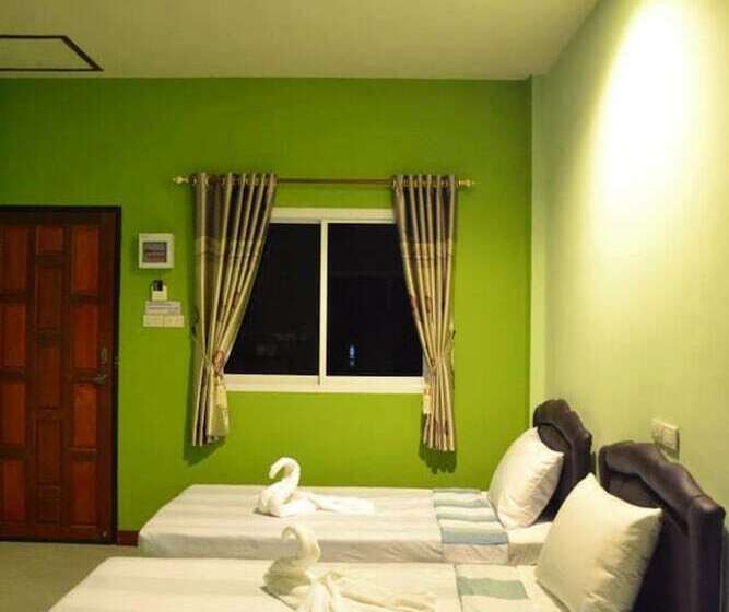 هتل Pool Pimaan Resort