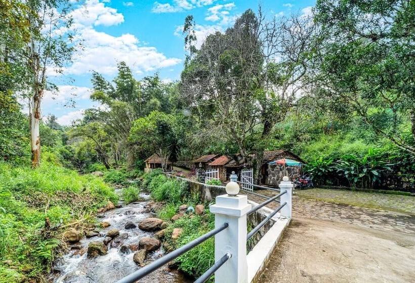 בית מלון כפרי Zacs Valley Resort, Kodaikanal