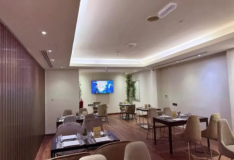Ivory Inn Hotel Doha