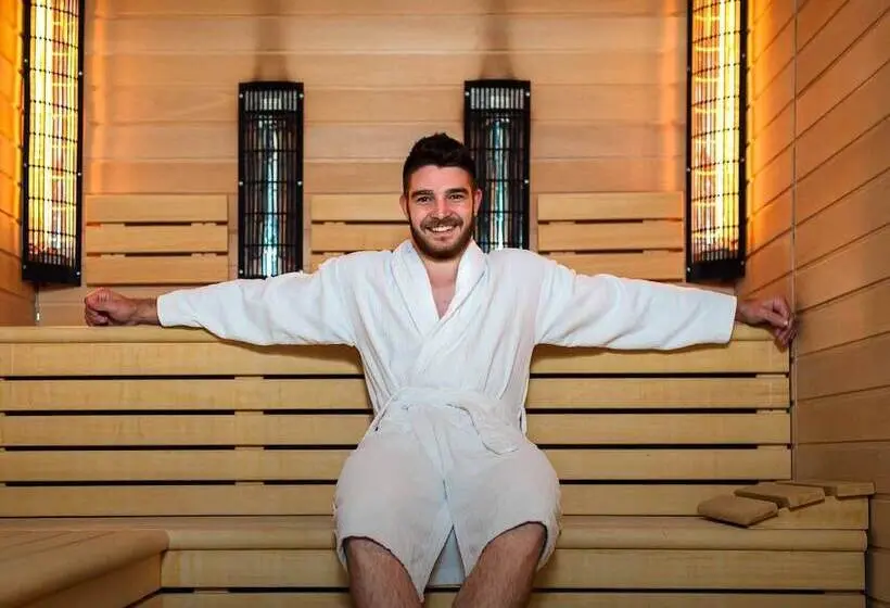 Ivory Inn Hotel Doha