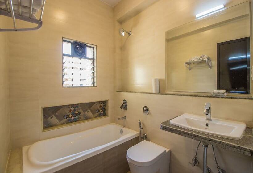 Oyo 12134 Home Luxury Studios Calangute