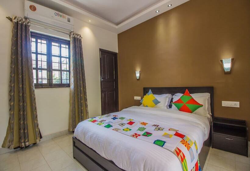 Oyo 12134 Home Luxury Studios Calangute