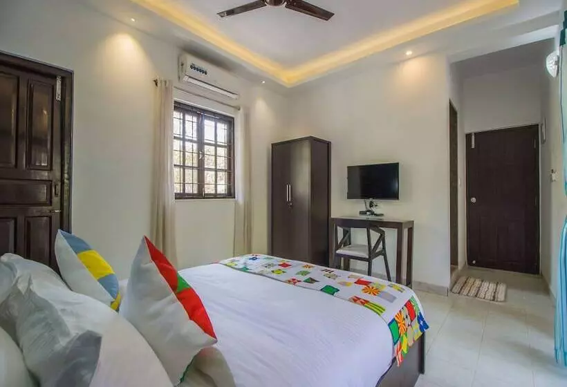 Oyo 12134 Home Luxury Studios Calangute