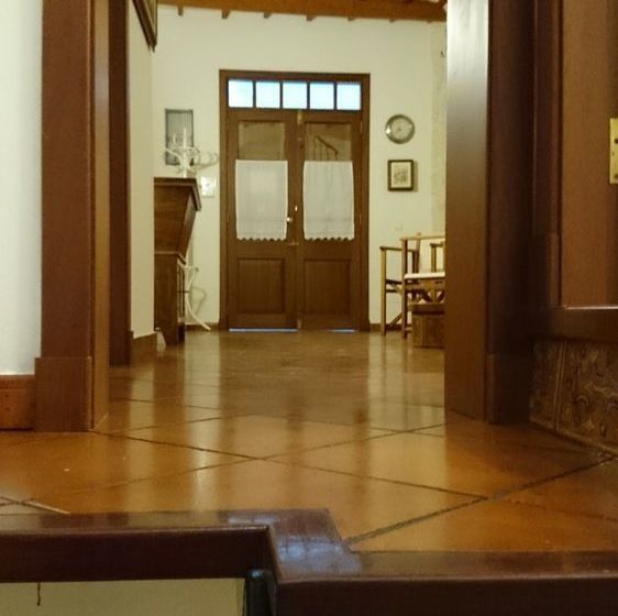 پانسیون Menurkasanta Clara