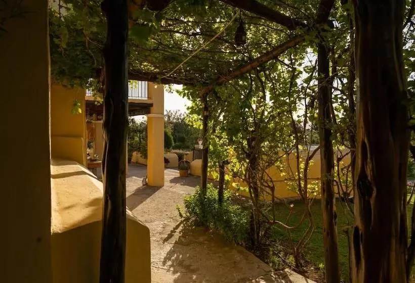 Majatalo Las Mariposas Ibiza