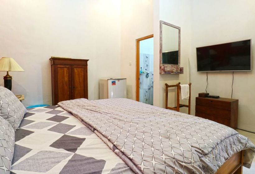 بنسيون Nira Guest House