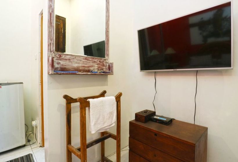 بنسيون Nira Guest House