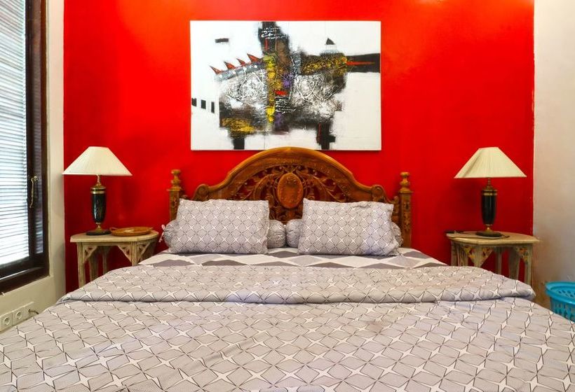 بنسيون Nira Guest House