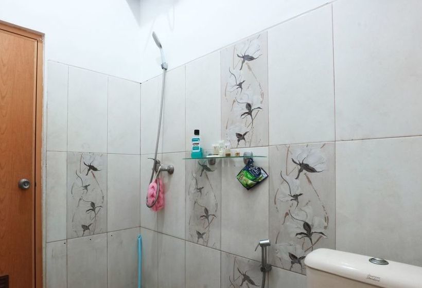 بنسيون Nira Guest House