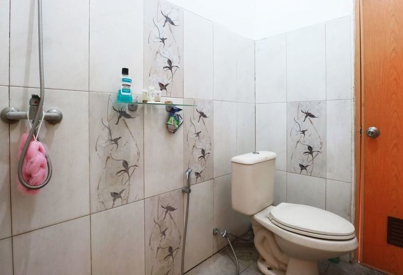 بنسيون Nira Guest House